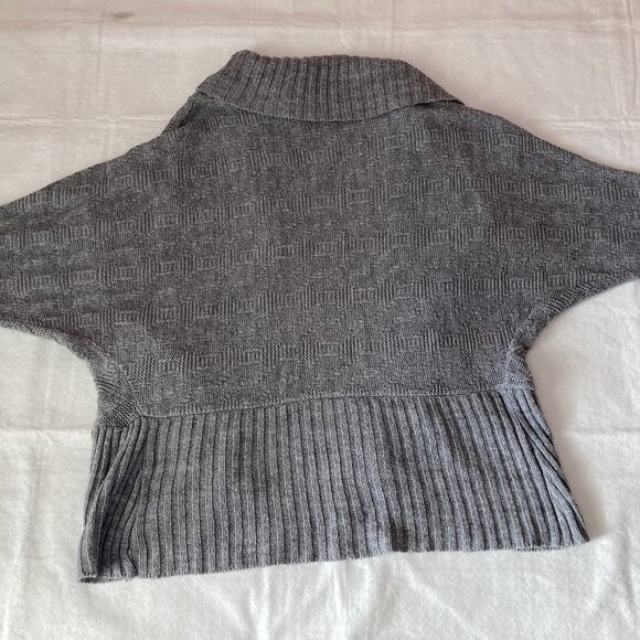 Copper Key Sweater - Picture 2 of 5